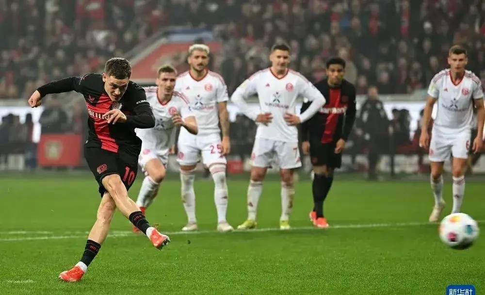 包含防守火力全开，球队成功晋级下一轮比赛的词条