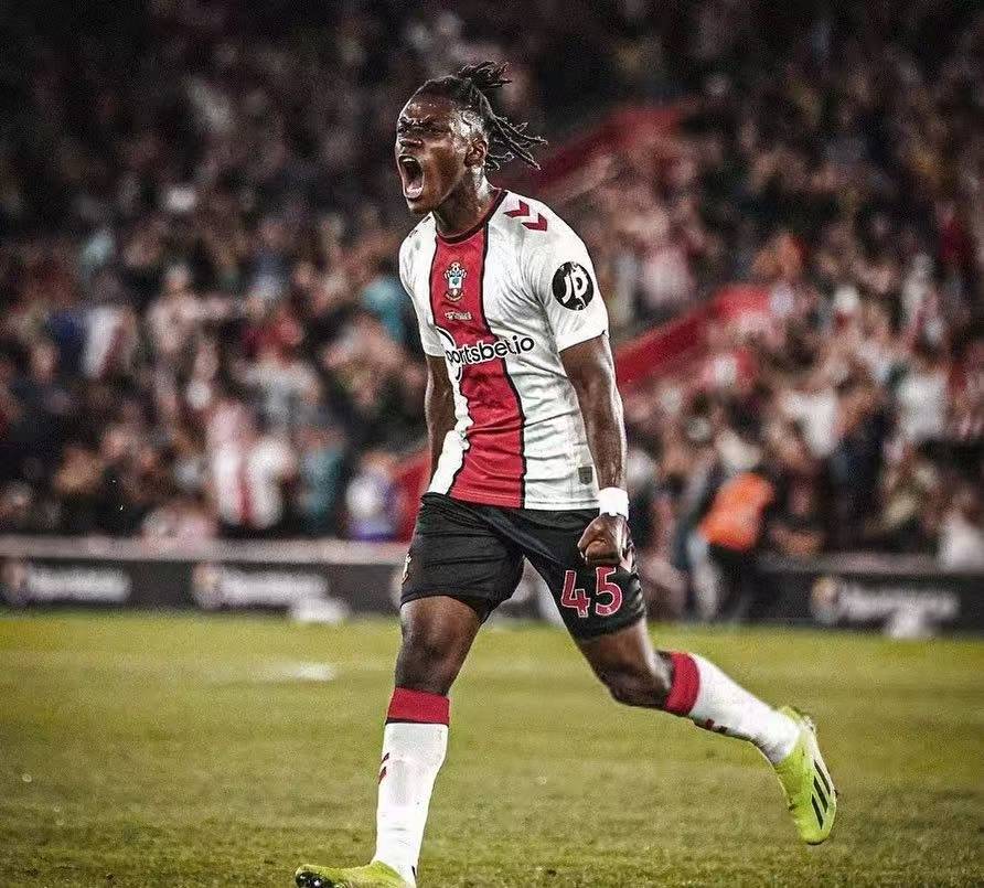 巴拉多利德主场大胜莱加内斯，苦尽甘来的简单介绍