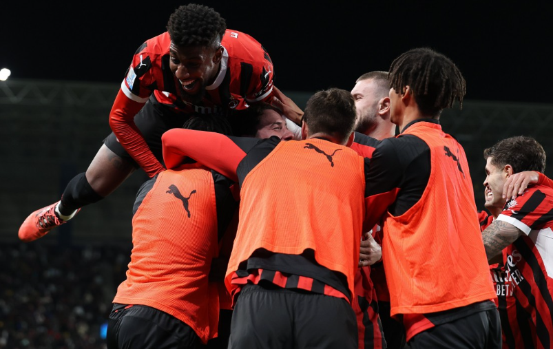 爱游戏大厅-包含尤文图斯中场因伤缺席，球队战绩受影响的词条