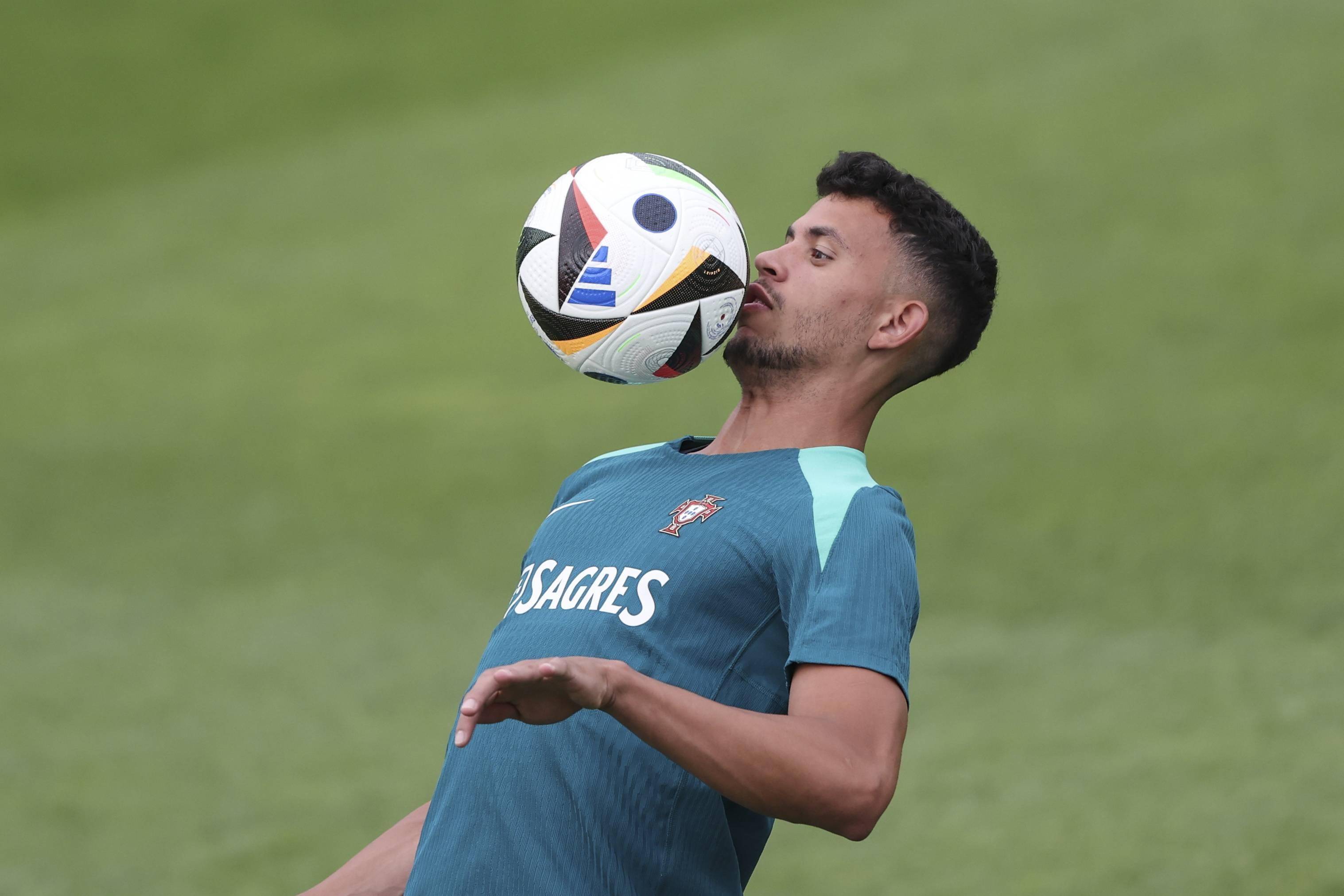 关于全面备赛！国家队为欧洲预选赛做好准备的信息