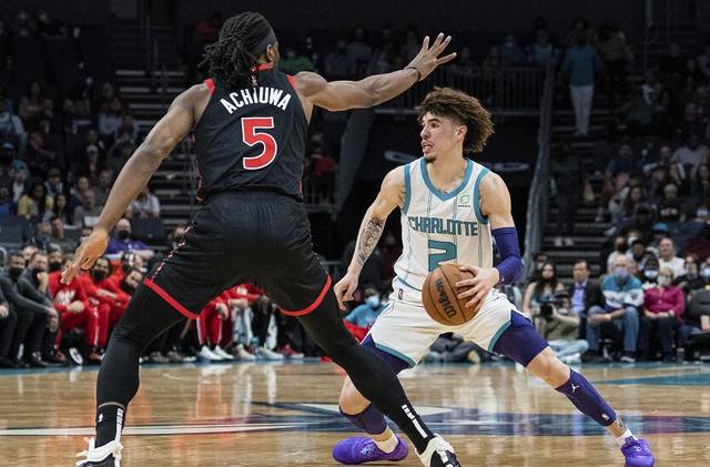 爱游戏体育-包含改写为:联赛再掀浪潮，球队士气高涨的词条