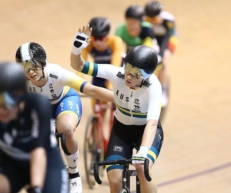 包含大洋洲选手加盟北美联赛，赛场上展风采的词条