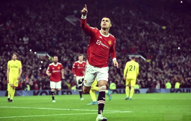 包含阿贾克斯对决尤文，谁能赢得这场欧洲豪门对决？的词条