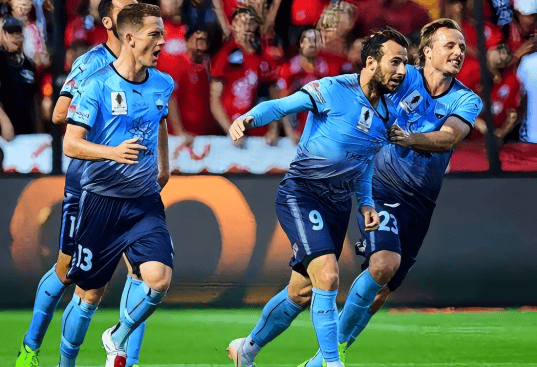 双方球队将在赛场上抢夺胜利