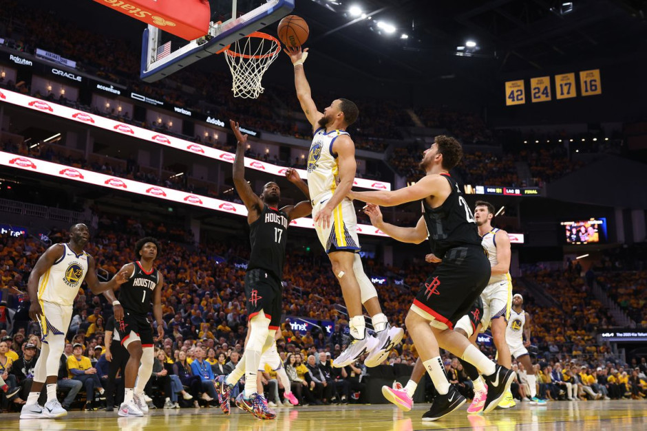 NBA焦点战：勇士vs法国队，逆转引发球迷沸腾的简单介绍