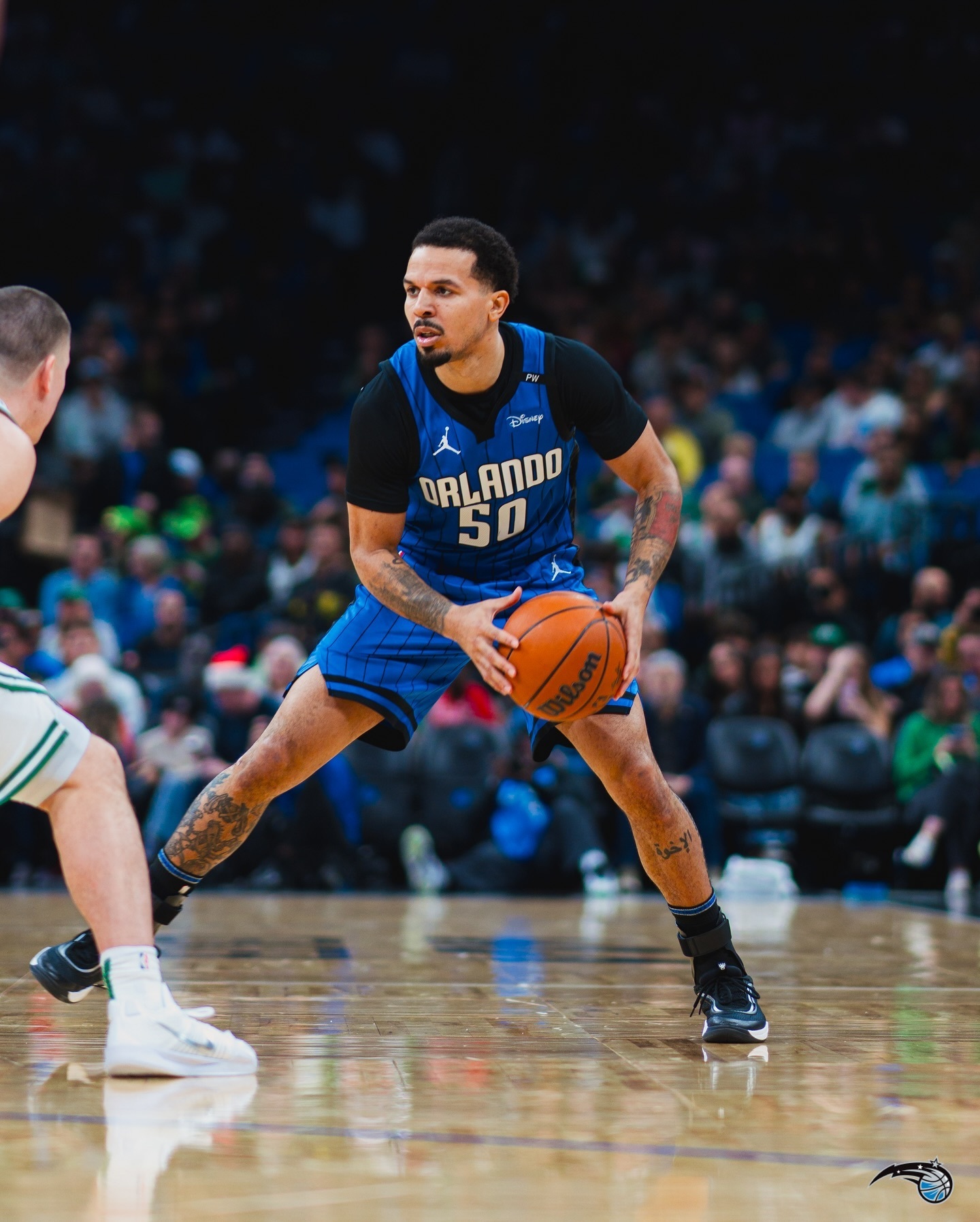 爱游戏官方-凯尔特人逆转魔术，布劳恩强势上篮