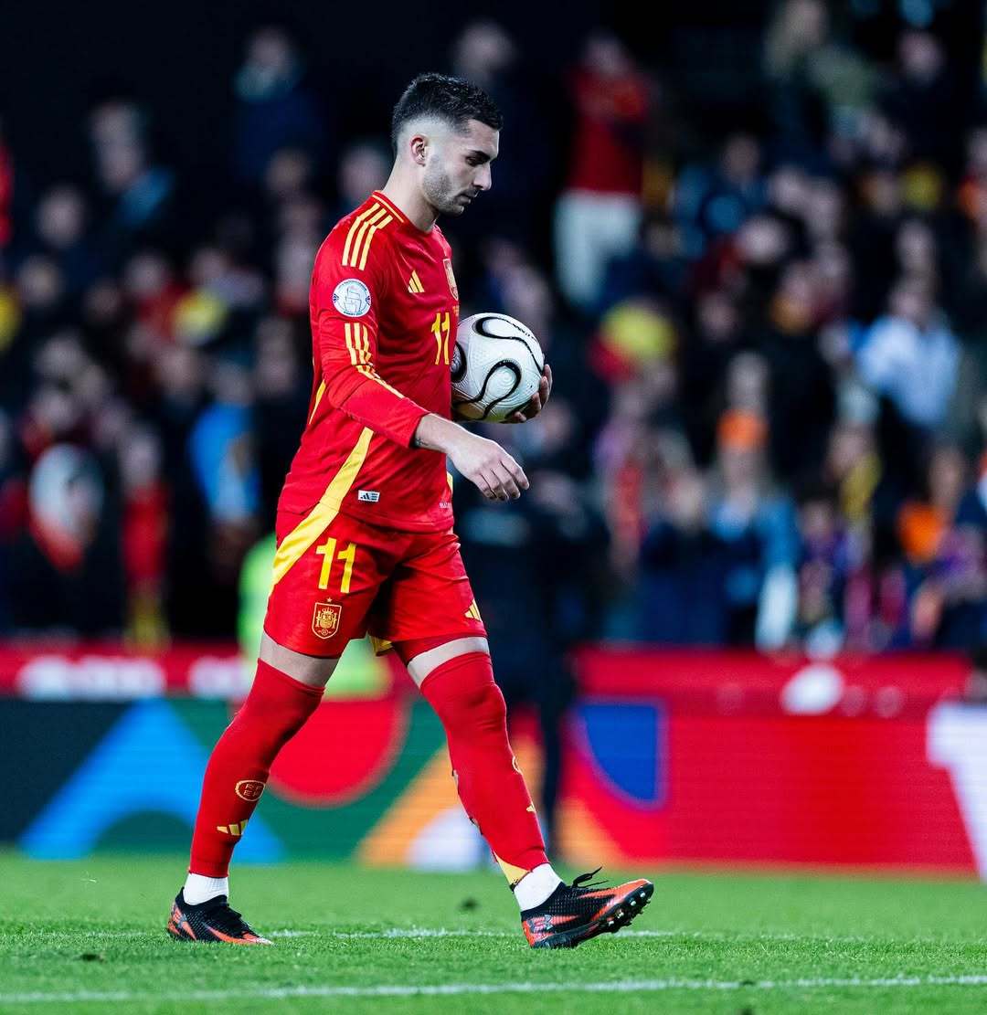 关于秘鲁鏖战智利,费兰·托雷斯爆发神勇的信息 关于秘鲁鏖战智利,费兰·托雷斯爆发神勇的信息