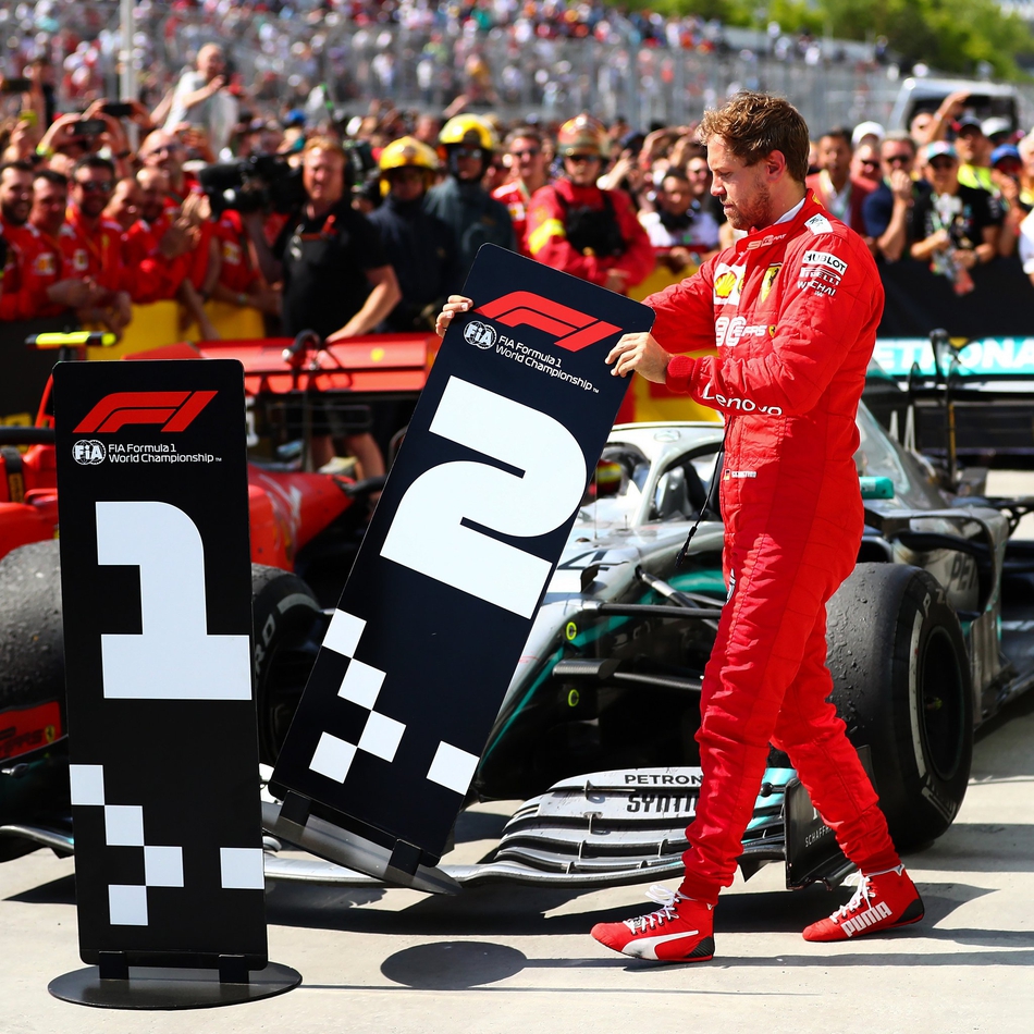 爱游戏大厅-梅赛德斯轻取迈凯伦，汉密尔顿点燃赛场