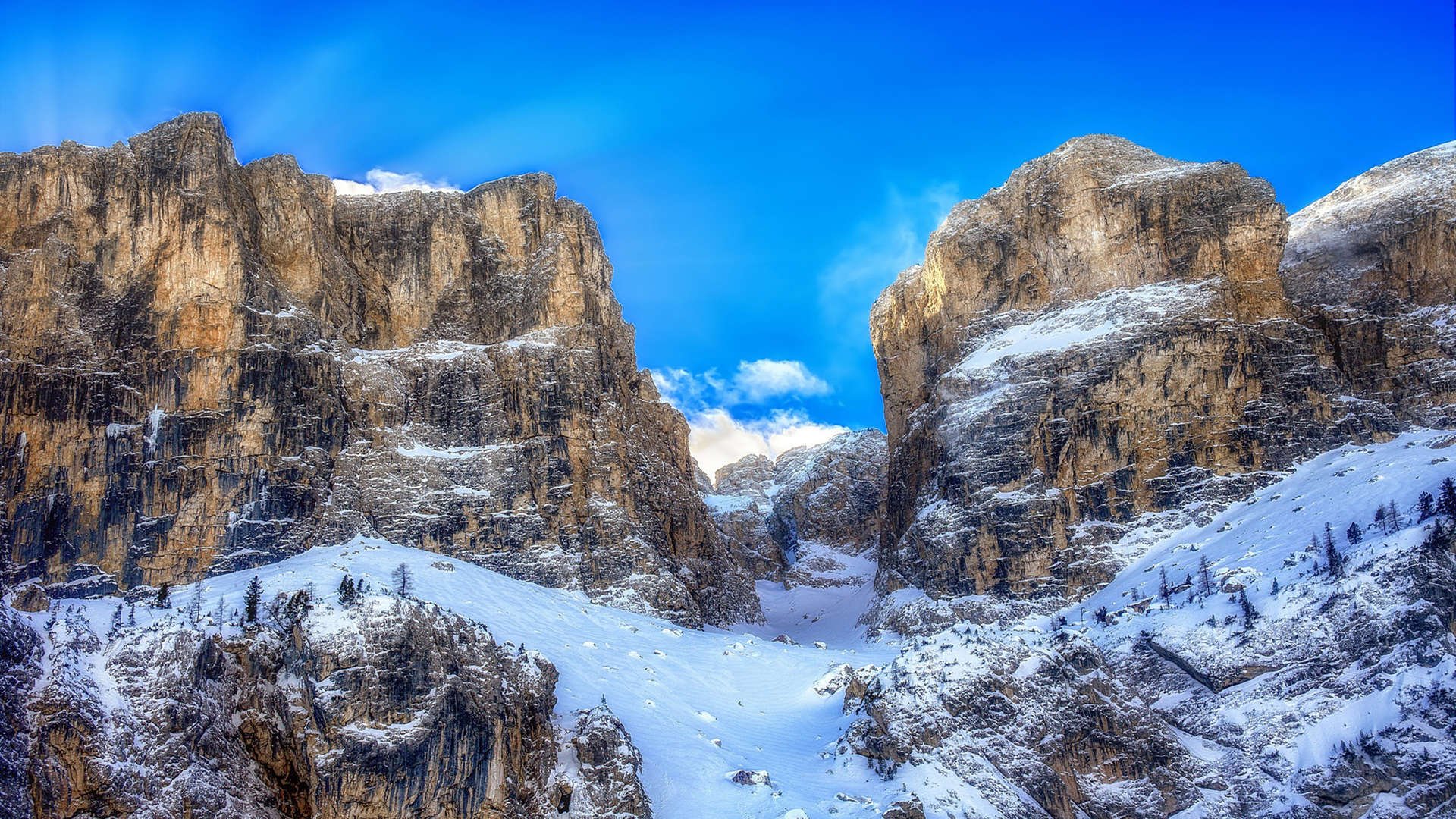 爱游戏APP-跨界荣耀，玻利维亚足球捷报与蒂亚戈F1街道赛接管