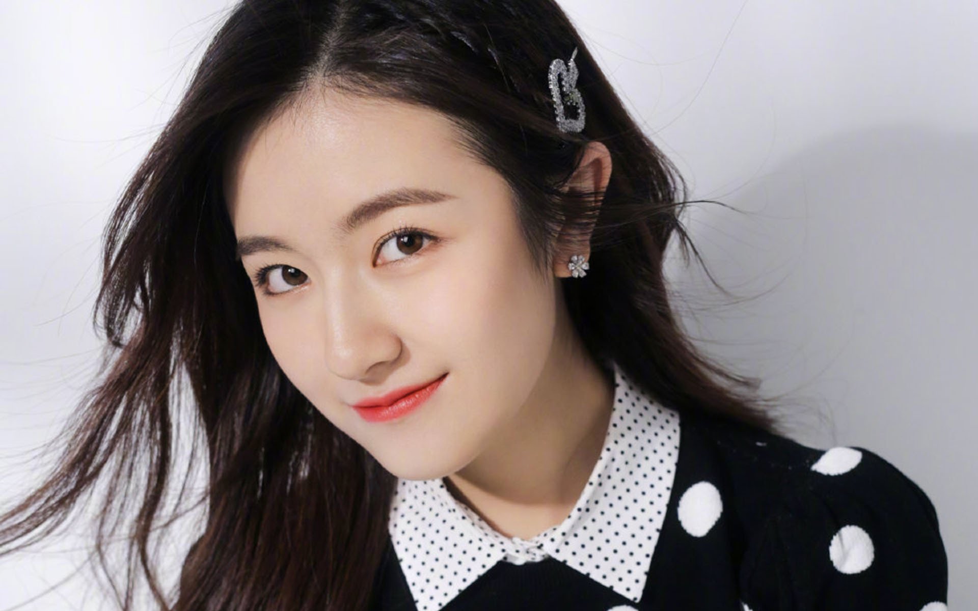 逆流而上的君王，法比尼奥统治全场导演勒沃库森史诗逆转